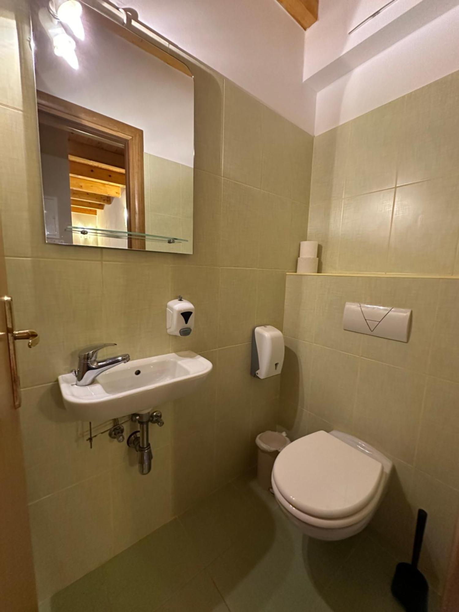 Old Town Apartments Trogir - Free Parking エクステリア 写真