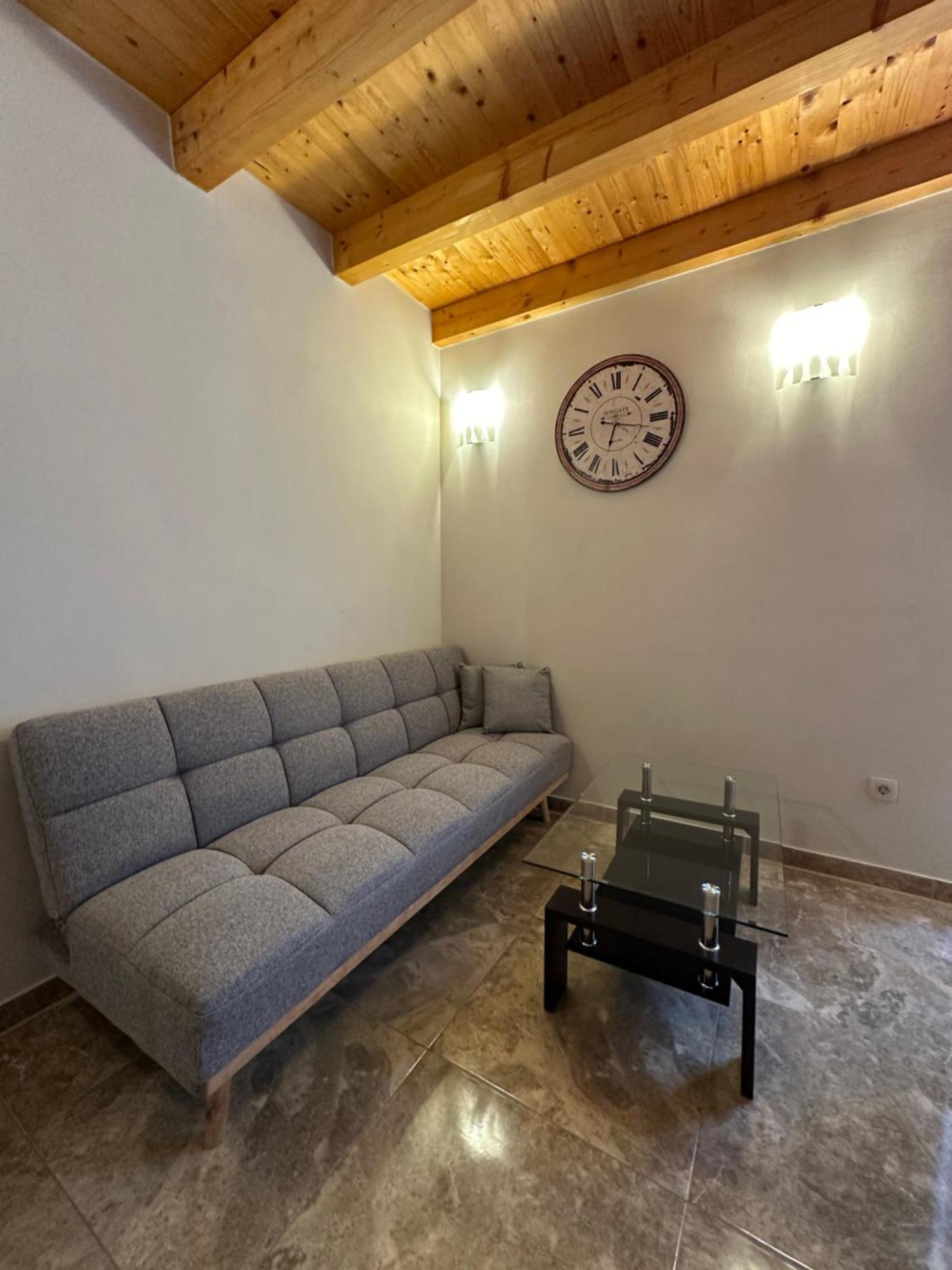 Old Town Apartments Trogir - Free Parking エクステリア 写真